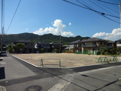 �O�����f�B�[�������c�{��